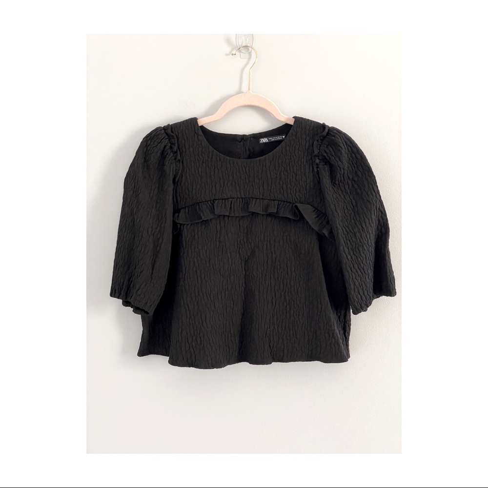 Zara cropped blouse with Beautiful Pearl Buttons